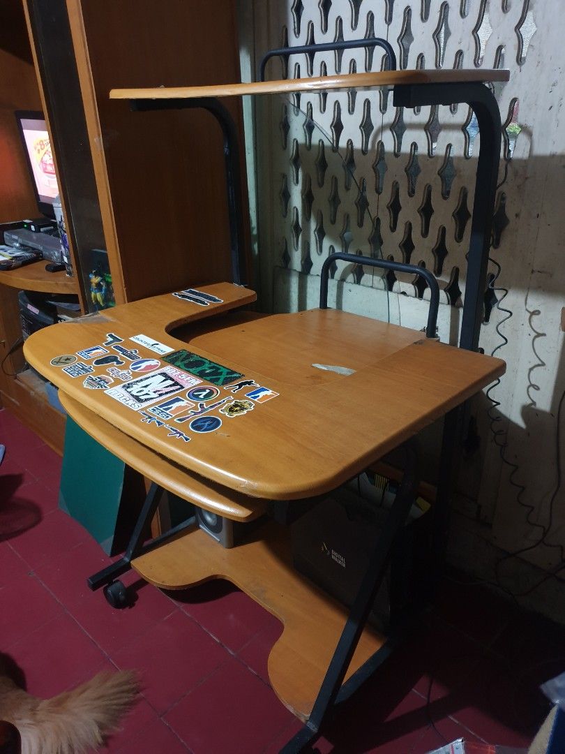 Used 2nd hand Computer table old PC laptop, Furniture & Home Living