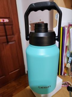 Lock & lock Giant Hot Tank Vacuum Insulated Stainless Water Bottle 1.8L  Express