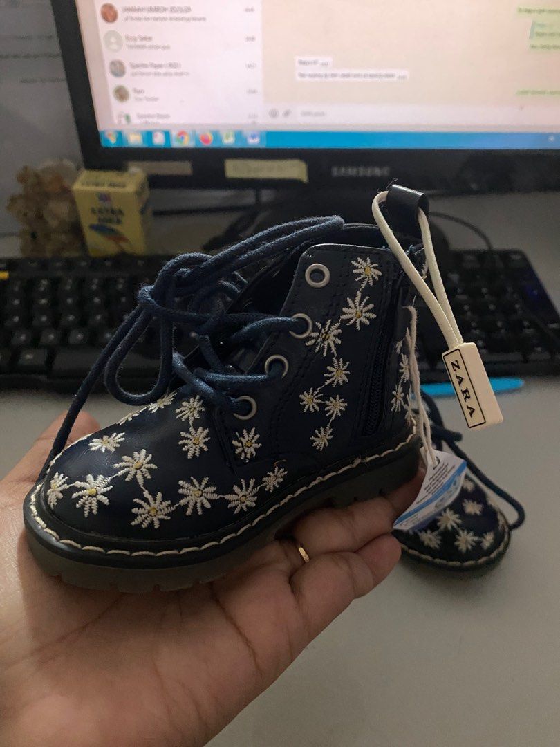 Zara daisy boots new arrivals