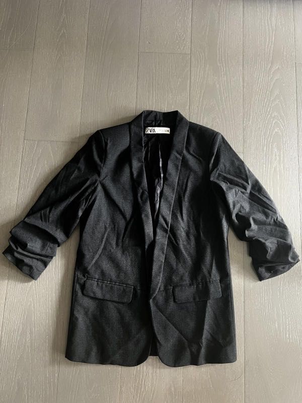 Zara grey blazer, Women's Fashion, Coats, Jackets and Outerwear on