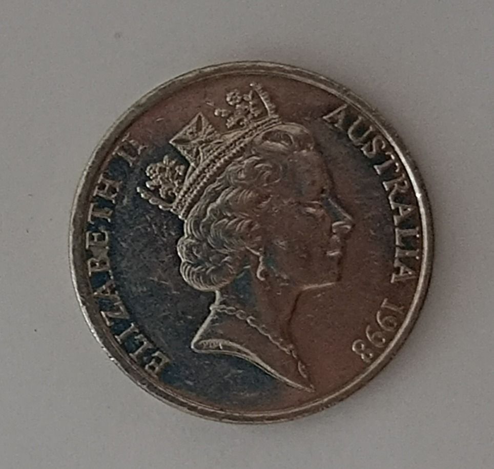 澳元) 1998年發行英女皇伊利沙伯二世頭像澳洲元硬幣(包平郵) Queen Elizabeth II Australian Dollar  (Surface Mail Incl.), 興趣及遊戲, 收藏品及紀念品, 錢幣- Carousell