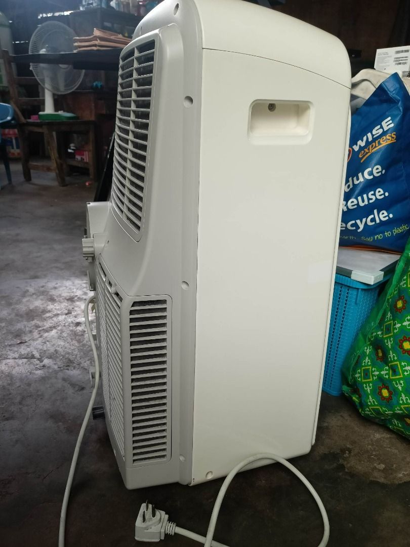 2nd Hand Portable Aircon Negotiable, TV & Home Appliances, Air