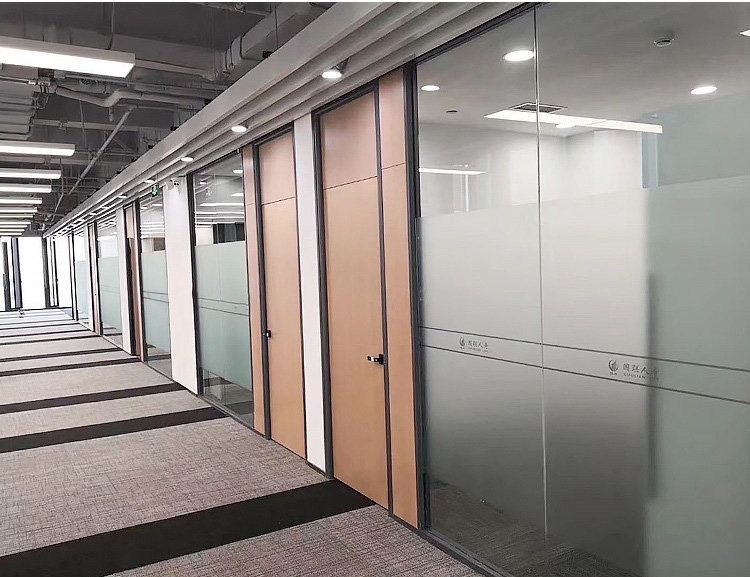 (包送貨) 辦公室間隔 隔斷屏風 木板間牆 寫字樓間房 partition wall scr017, 傢俬＆家居, 家居裝飾, 家居裝飾 ...