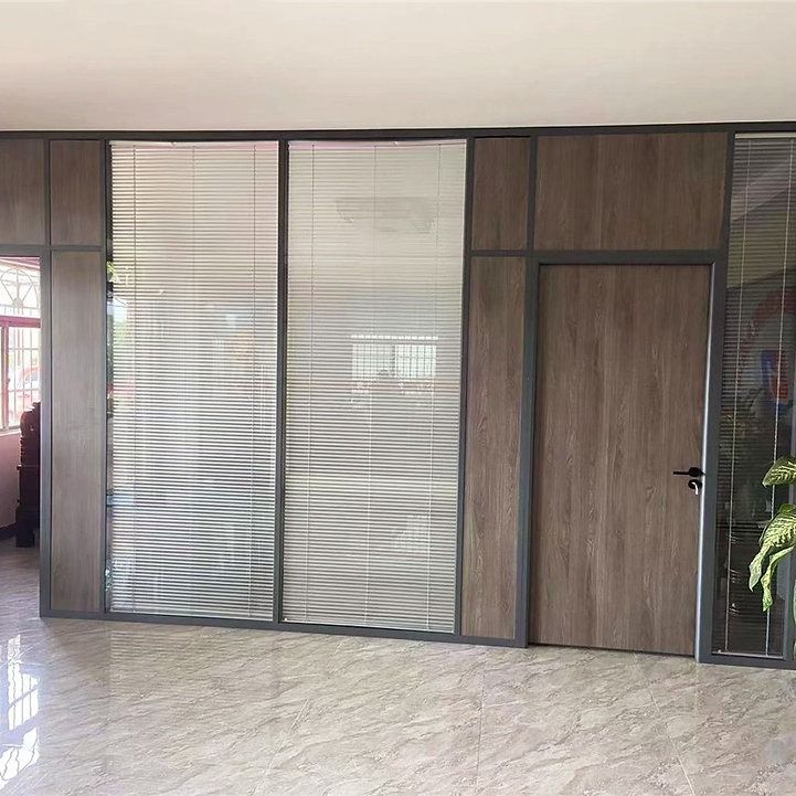 (包送貨) 辦公室間隔 隔斷屏風 木板間牆 寫字樓間房 partition wall scr017, 傢俬＆家居, 家居裝飾, 家居裝飾 ...