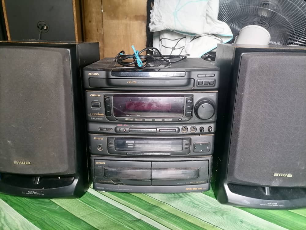 aiwa z-2300, Audio, Soundbars, Speakers & Amplifiers on Carousell