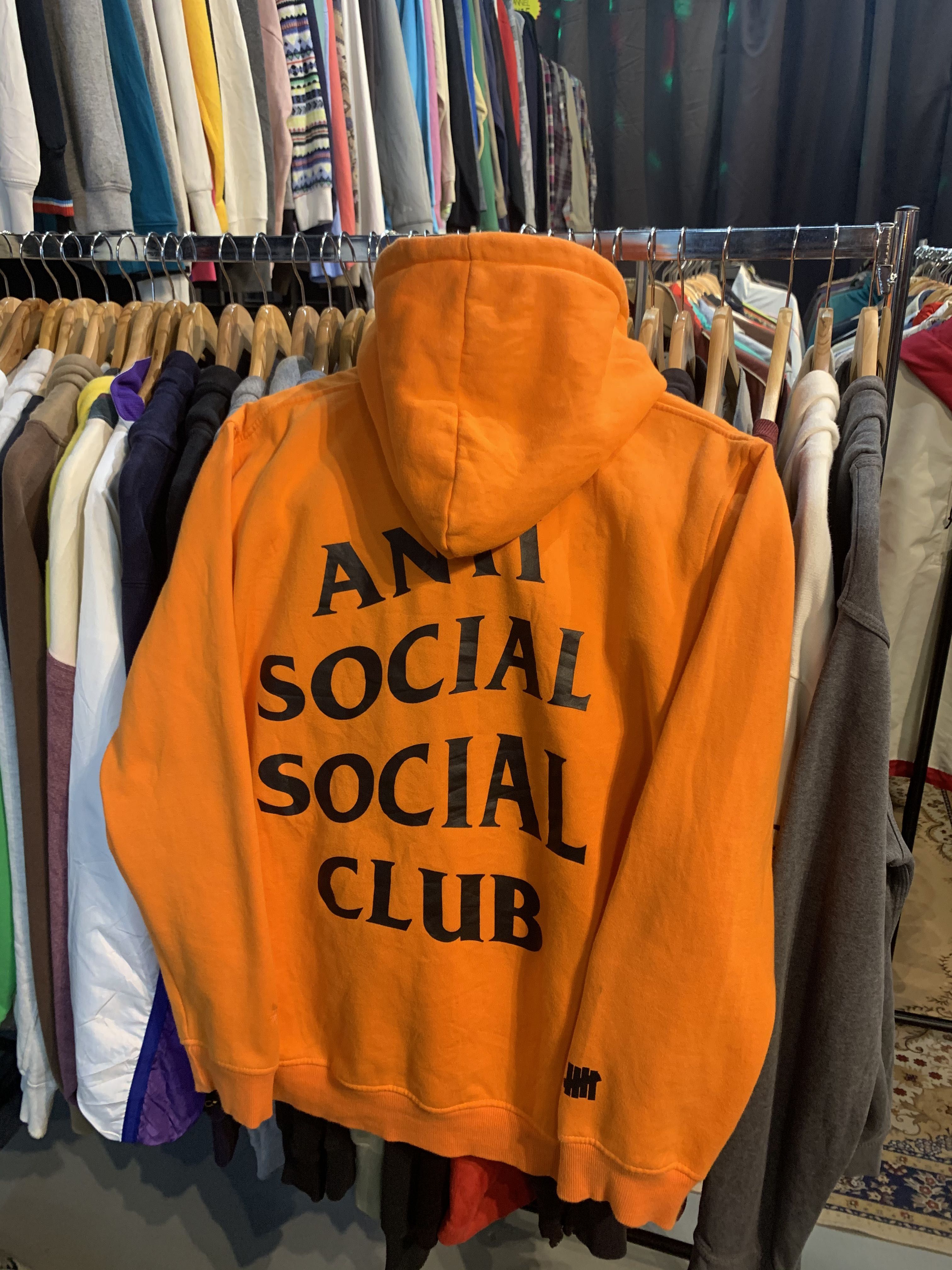 Anti social top club x undefeated