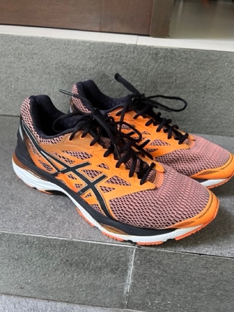 Asics gel cumulus 18 hot orange hot sale