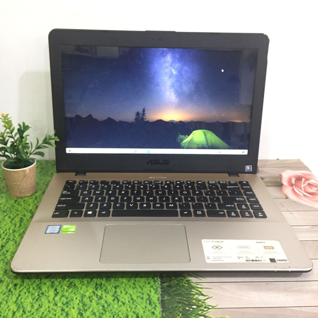 Asus Vivobook A442U Core i5 gen 8 RAM 4GB Nvidia 930MX 2GB lancar no