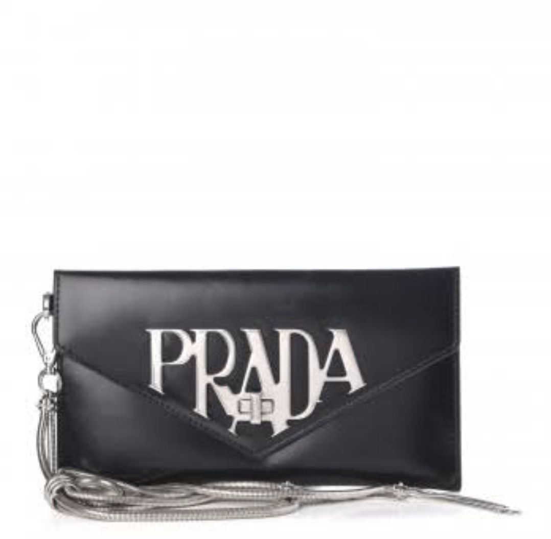 Authentic PRADA Spazzolato Logo Envelope Clutch Nero Black (Category: Luxury Bags & Wallets) located in Makati City. Submitted by mrsdm (Listing ID 1201424239, Image 3). Description: Authentic PRADA Spazzolato Logo Envelope Clutch Nero Black Rare and Limited Edition Unique and very classy!.
