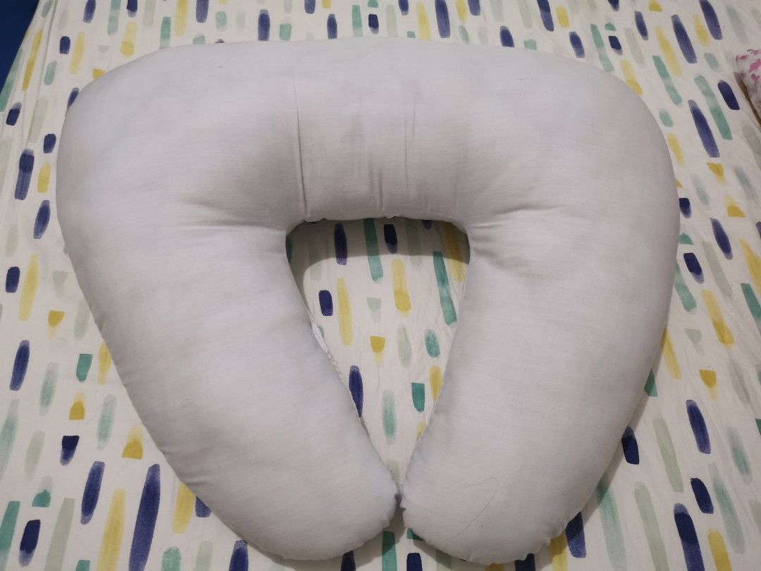 Breastfeeding support pillow, Babies & Kids, Nursing & Feeding