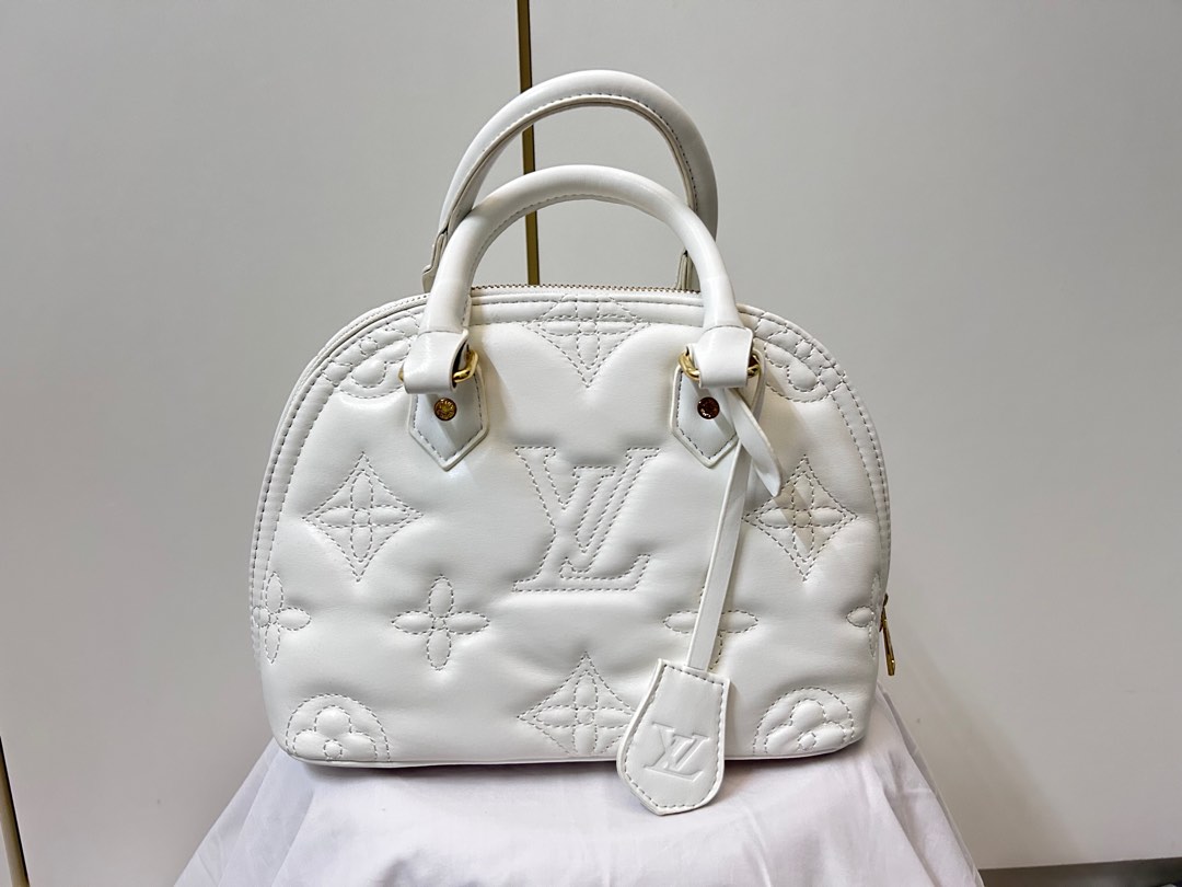 Louis vuitton alma clearance white