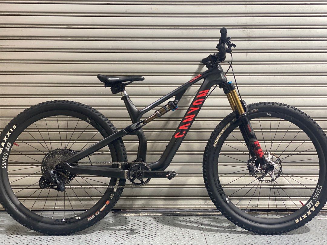 Mountain Bikes Canyon Neuron Cf Slx Ltd Review Canyon Neuron CF