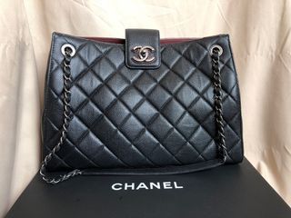 Chanel Grey Quilted Iridescent Calfskin Leather Large Accordion