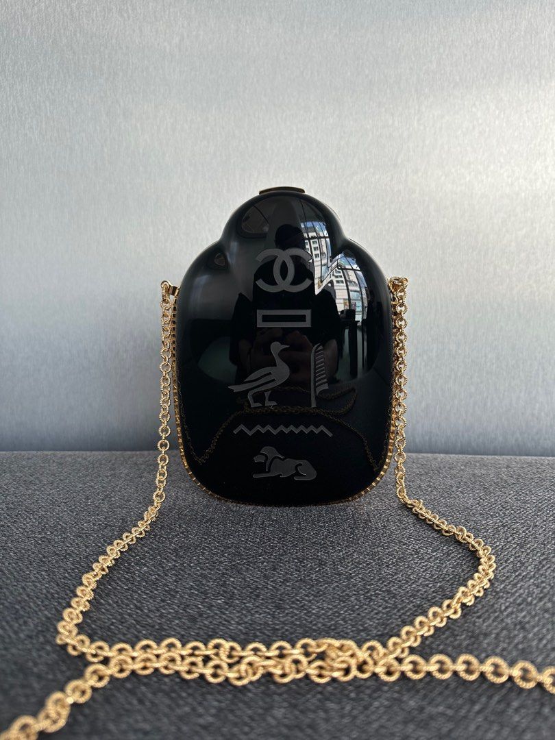 Chanel Scarab Minaudi re