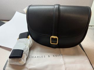（分類：）位於 。 由 chua614 提交（商品編號 1201274612，圖片 1）。簡介： 。