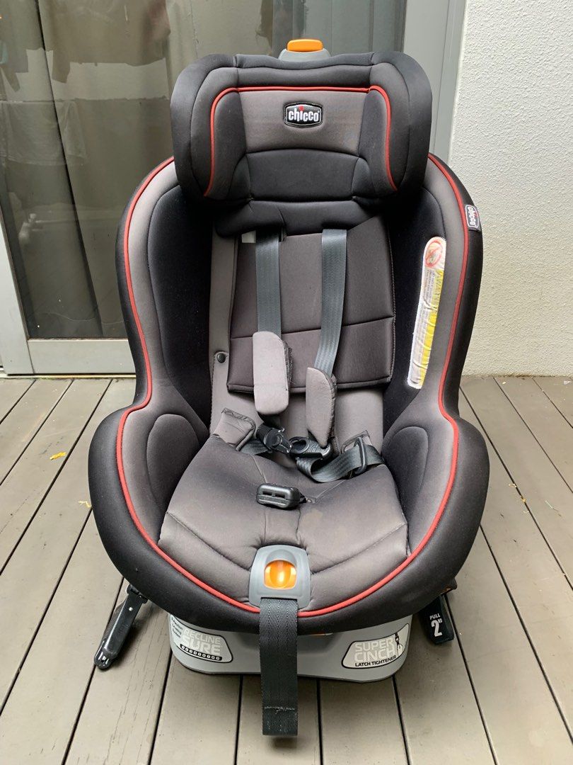 Used chicco nextfit car seat sales