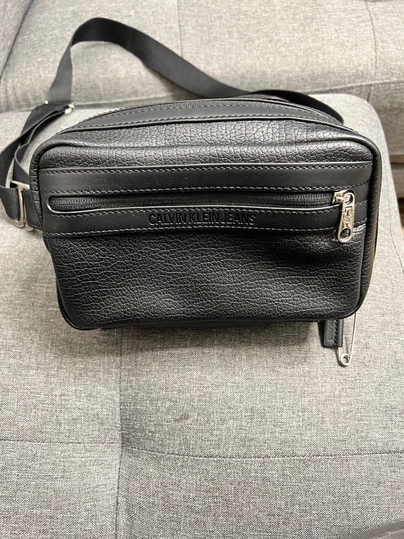 Convertible sales sling bag
