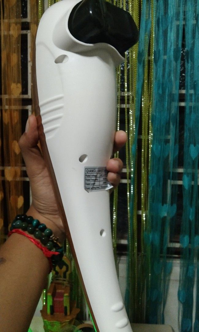 Energy King Hammer Massager (Category: Massage Devices) located in Muntinlupa City. Submitted by jemmypags (Listing ID 1201392821, Image 2). Description: Reduce the muscle aches, speed up the fat burning. Promote the blood circulation. Build up the immunity function. infrared massager good as new. Di masyado nagagamit. madalas nakatago Price is negotiable ------- Buy any 3 of my listing with price of 99 for 200 only. Check my other listing with t