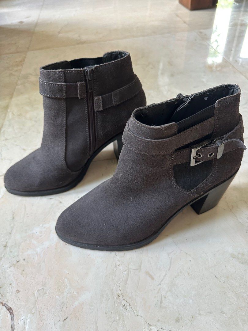 Footglove store ankle boots