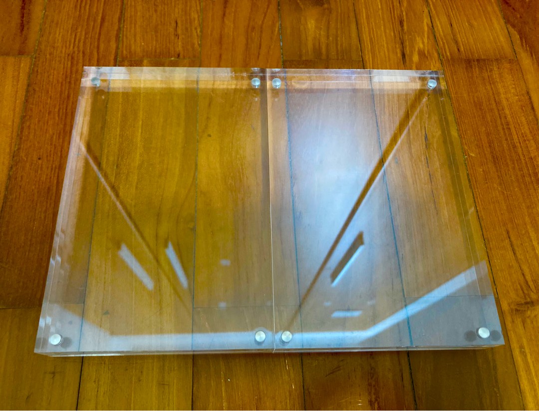 For card display case for collector, Hobbies & Toys, Stationery & Craft