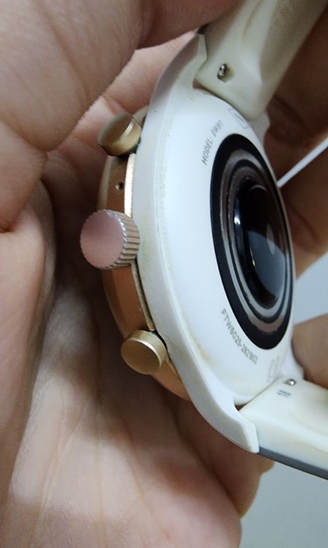Fossil smartwatch 2025 ftw6025