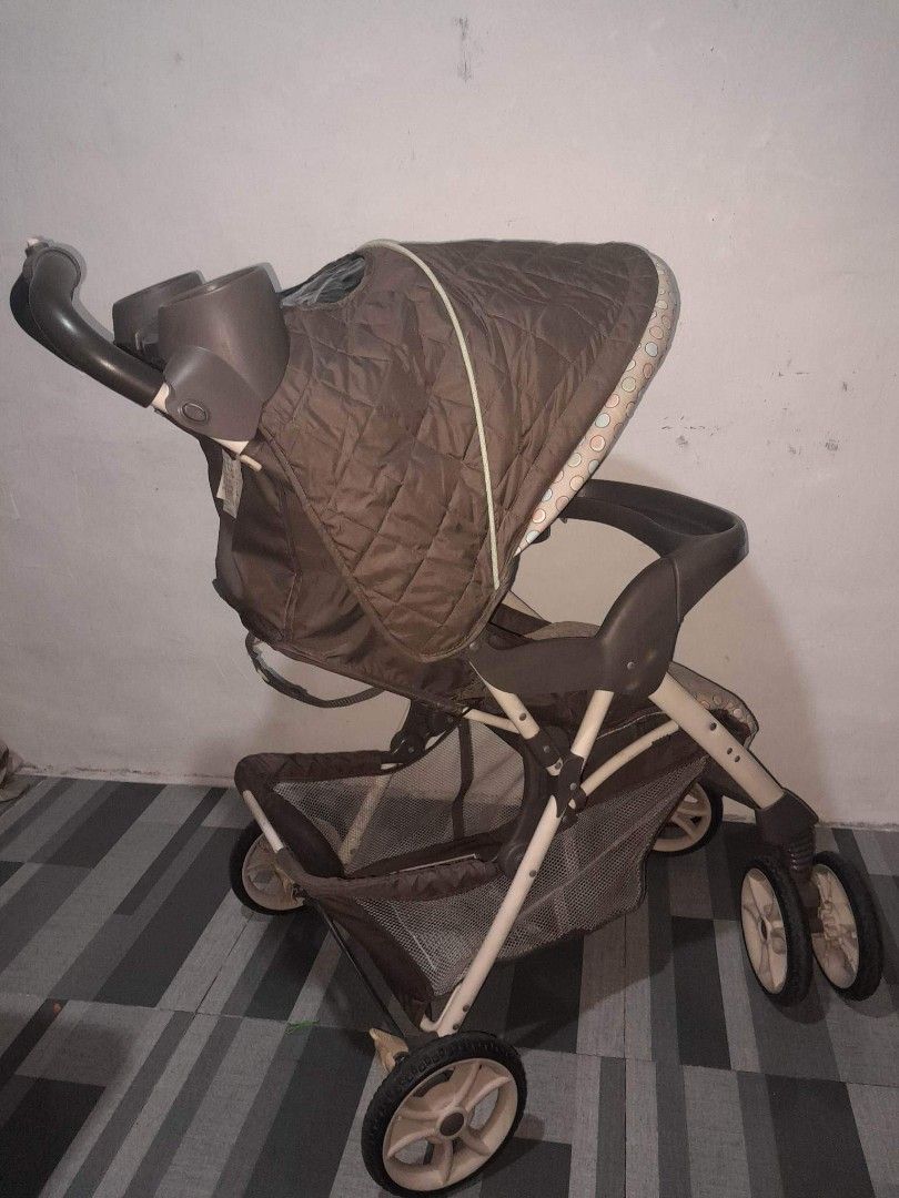 Graco stroller (Category: Strollers) located in Caloocan City. Submitted by Unicoijo02 (Listing ID 1201346176, Image 2). Description: .