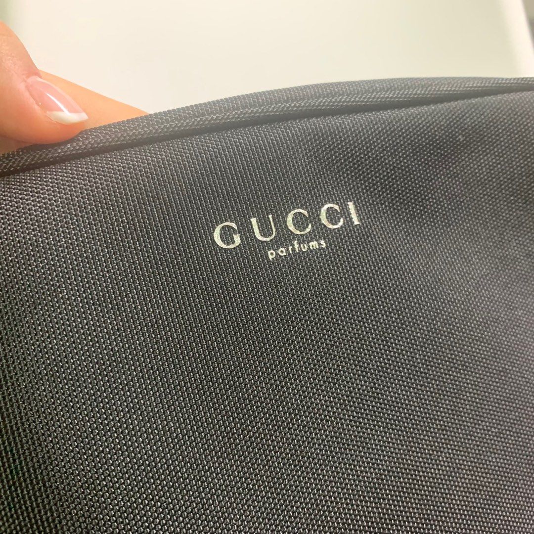 GUCCI Wash bag, Women's Fashion, Bags & Wallets, Purses & Pouches on