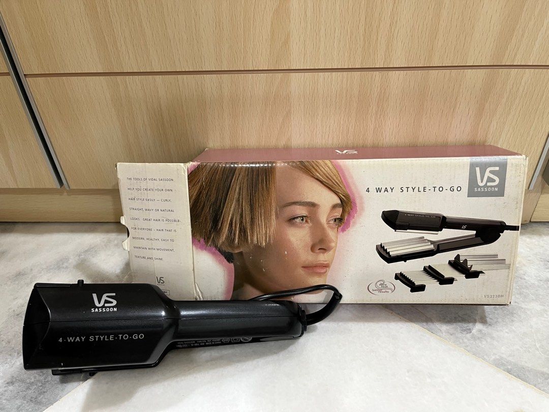 Hair Straightener 4 Way Style To Go, Beauty & Personal Care, Hair on  Carousell