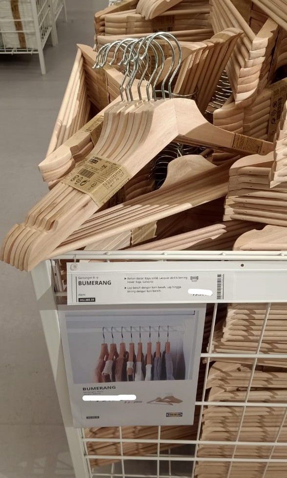 Hanger kayu ikea store