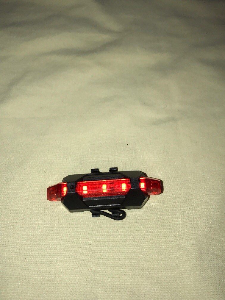 helmet / tail light, Sports Equipment, Bicycles & Parts, Bicycles on