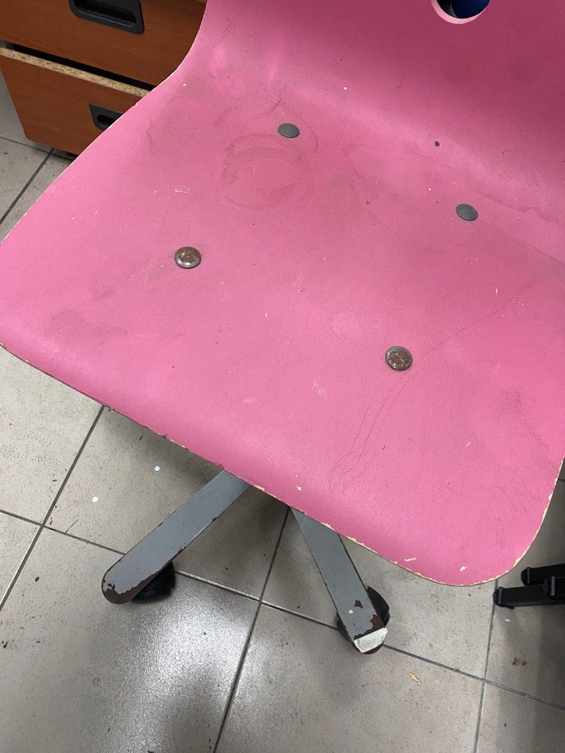 IKEA kids desk chair wheel pink, Furniture & Home Living, Furniture