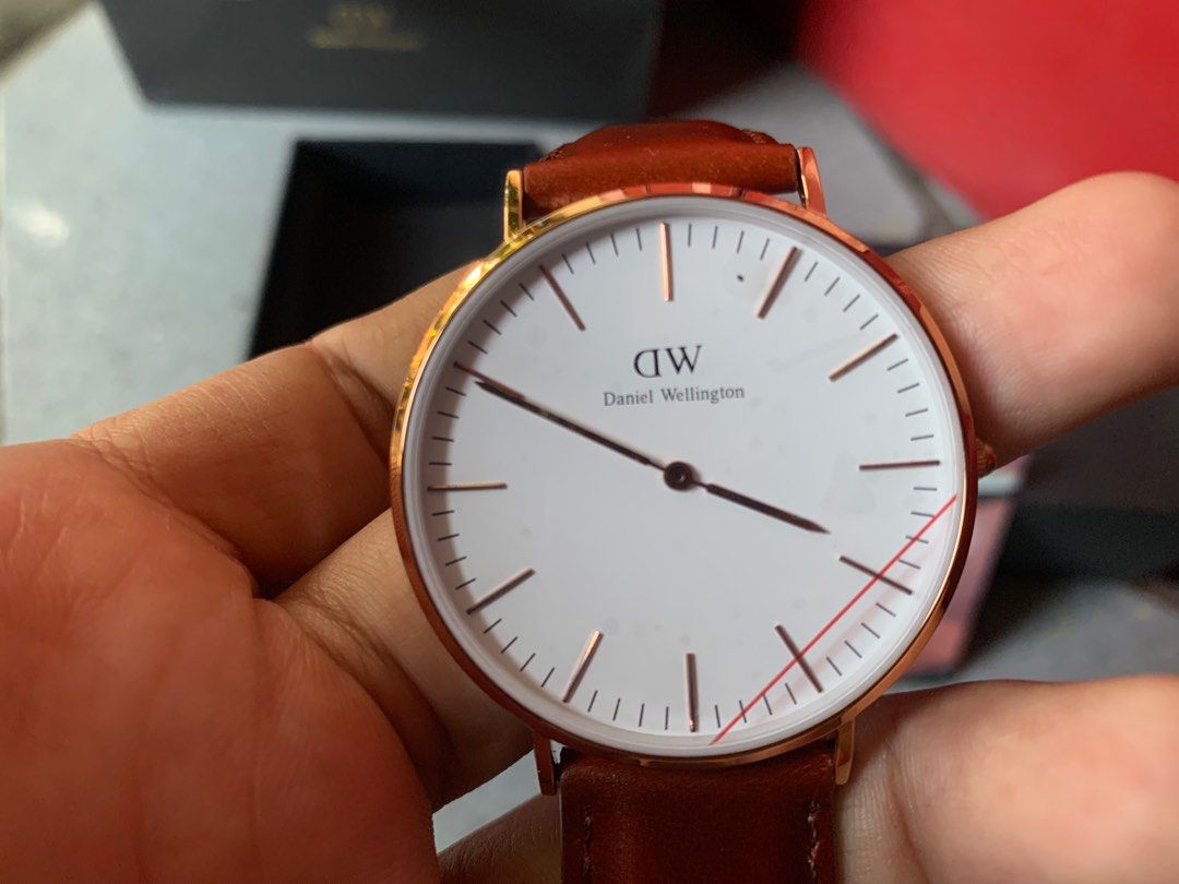 Daniel wellington b40r5 deals