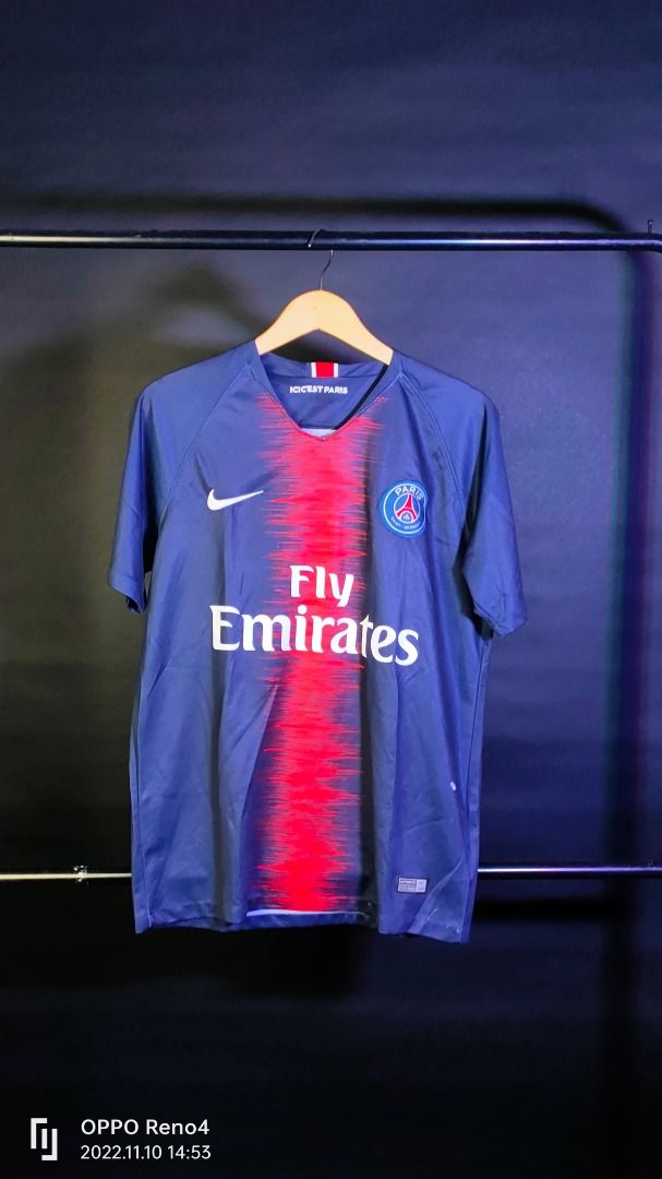 Jersey PSG Louis Vuitton edition, Olah Raga, Baju Olahraga di