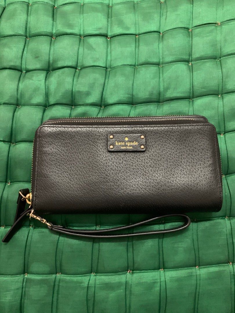 Kate Spade Wristlet Wallet, Luxury, Bags & Wallets on Carousell
