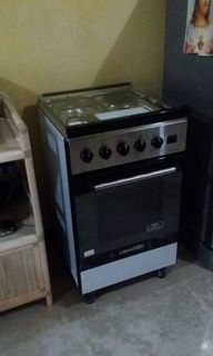LA GERMANIA 3 GAS BURNERS, 1 ELECTRIC HOT PLATE, GAS GRILL, GAS THERMOSTAT OVEN