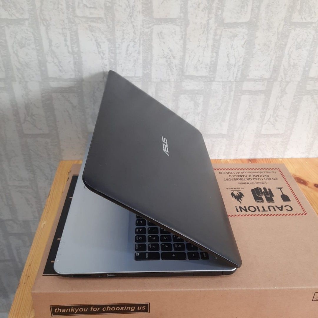Laptop Asus X555QG, Elektronik, Komputer, Laptop di Carousell