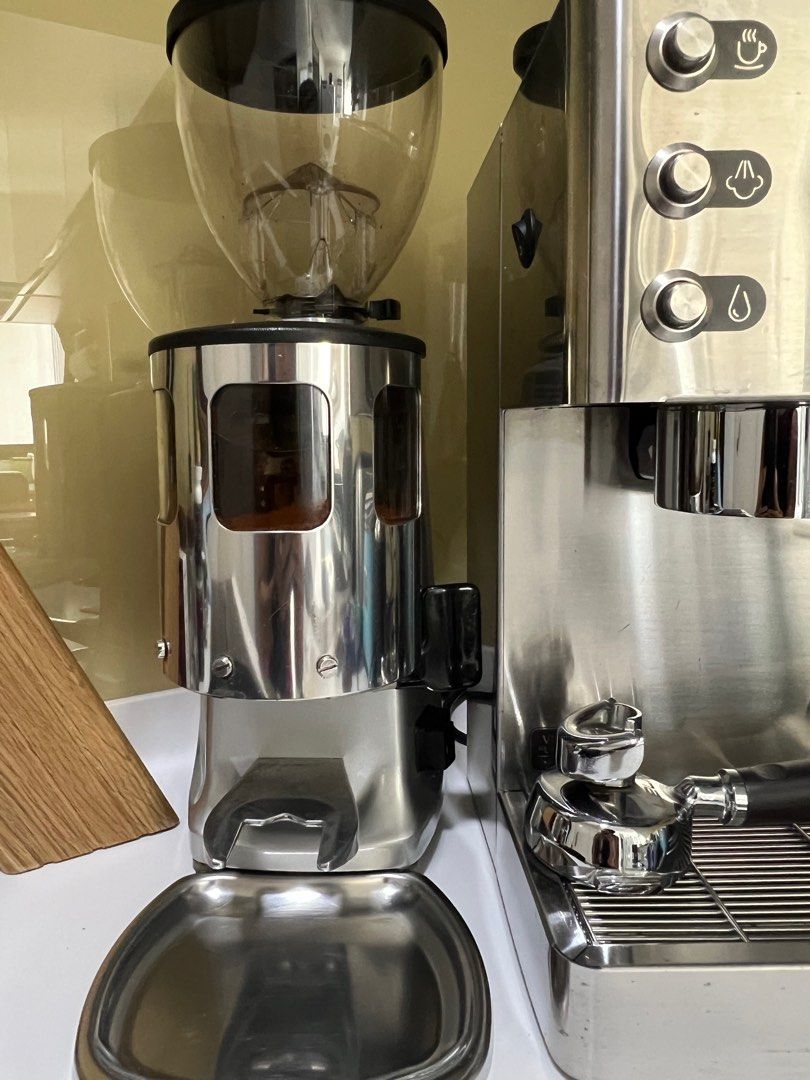 Lelit Victoria PL91T coffee machine+ Mazzer Mini Espresso Grinder , TV