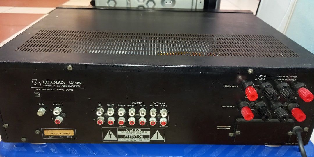 Luxman LV122 integrated amplifier ..gd working, Audio, Soundbars