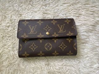 LV Medium Sized Wallet