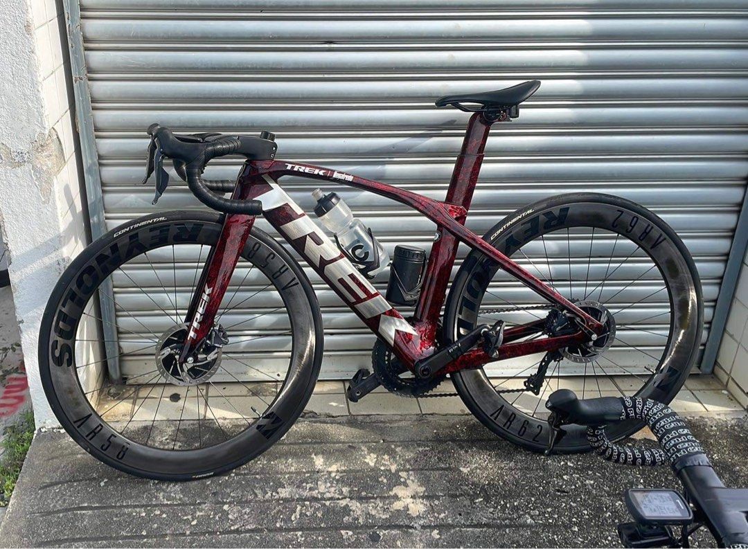 Trek madone molten marble top