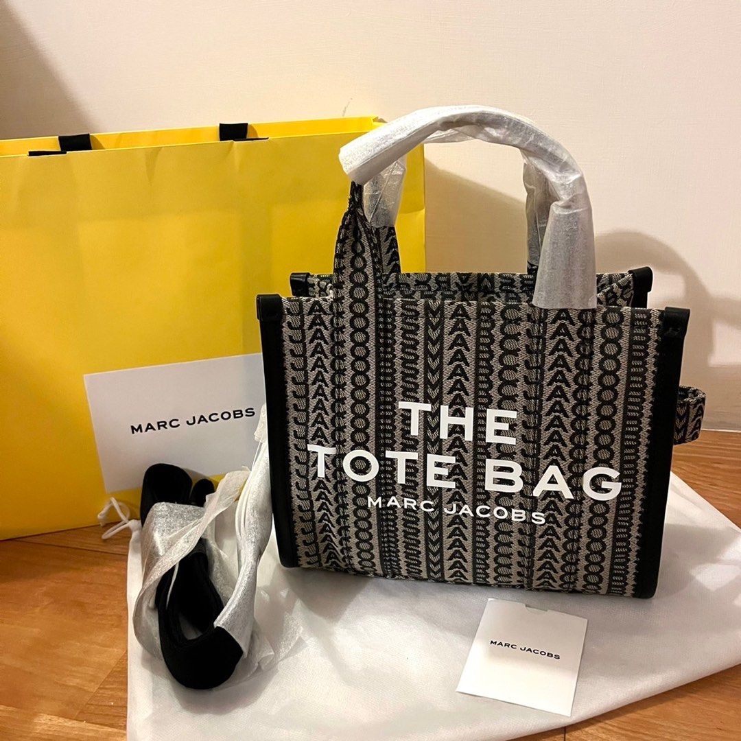 The mini tag online tote marc jacobs