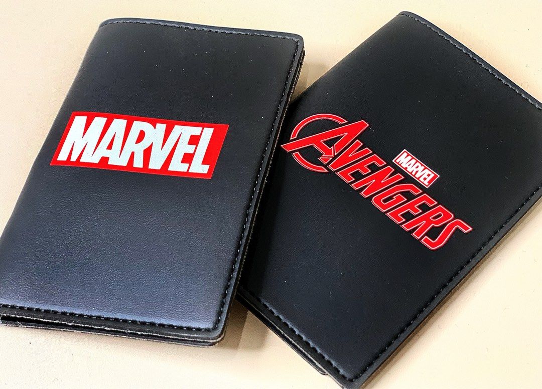 MINISO Passport Cover Marvel Editoion Black Leather Original, Barang Yang Dicari di Carousell