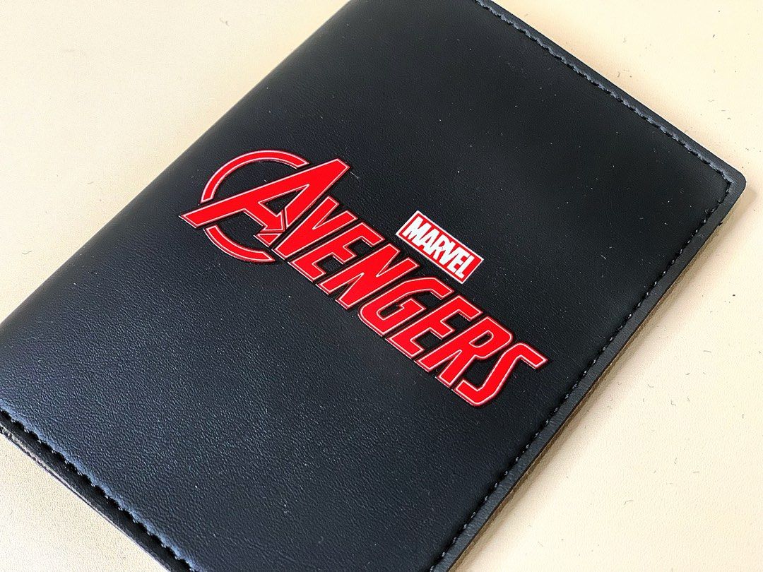 MINISO Passport Cover Marvel Editoion Black Leather Original, Barang Yang Dicari di Carousell