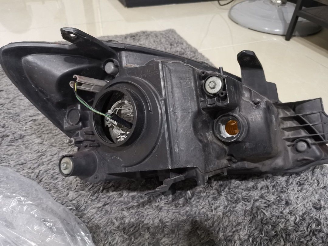 Mitsubishi lancer GLX CS3 headlight Left side, Car Accessories ...
