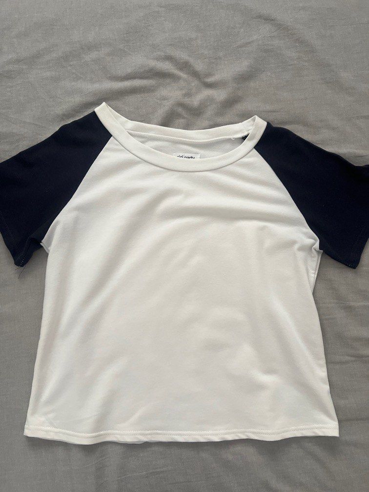 white and blue t shirt