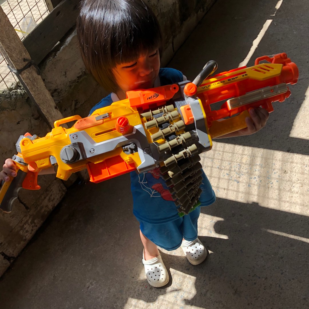 NERF MACHINE GUN, Hobbies & Toys, Toys & Games on Carousell