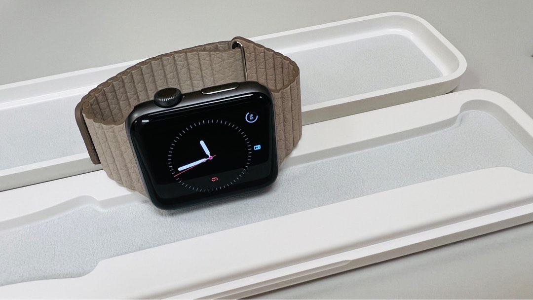 New Apple Watch Leather Loop Stone strap and Apple Watch Series