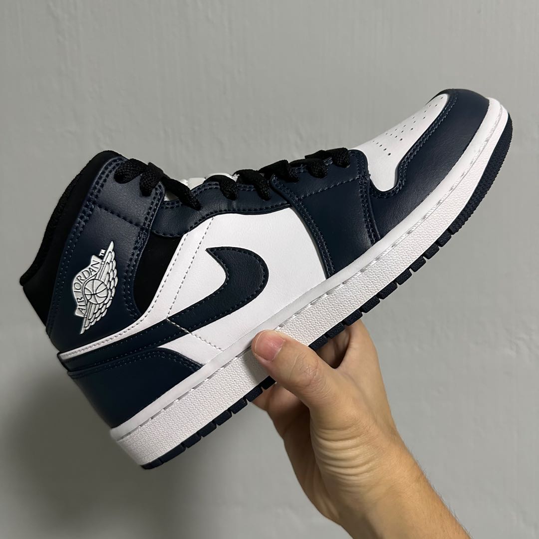 armoury navy jordan
