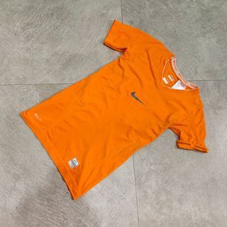 Nike pro