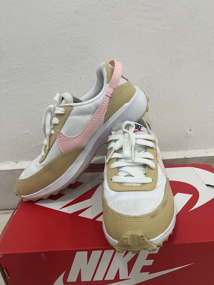 womens waffle nike